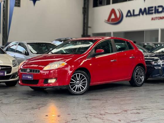 FIAT BRAVO 1.8 ABSOLUTE 16V FLEX 4P AUTOMATIZADO FIAT BRAVO 1.8 ABSOLUTE 16V FLEX 4P AUTOMATIZADO